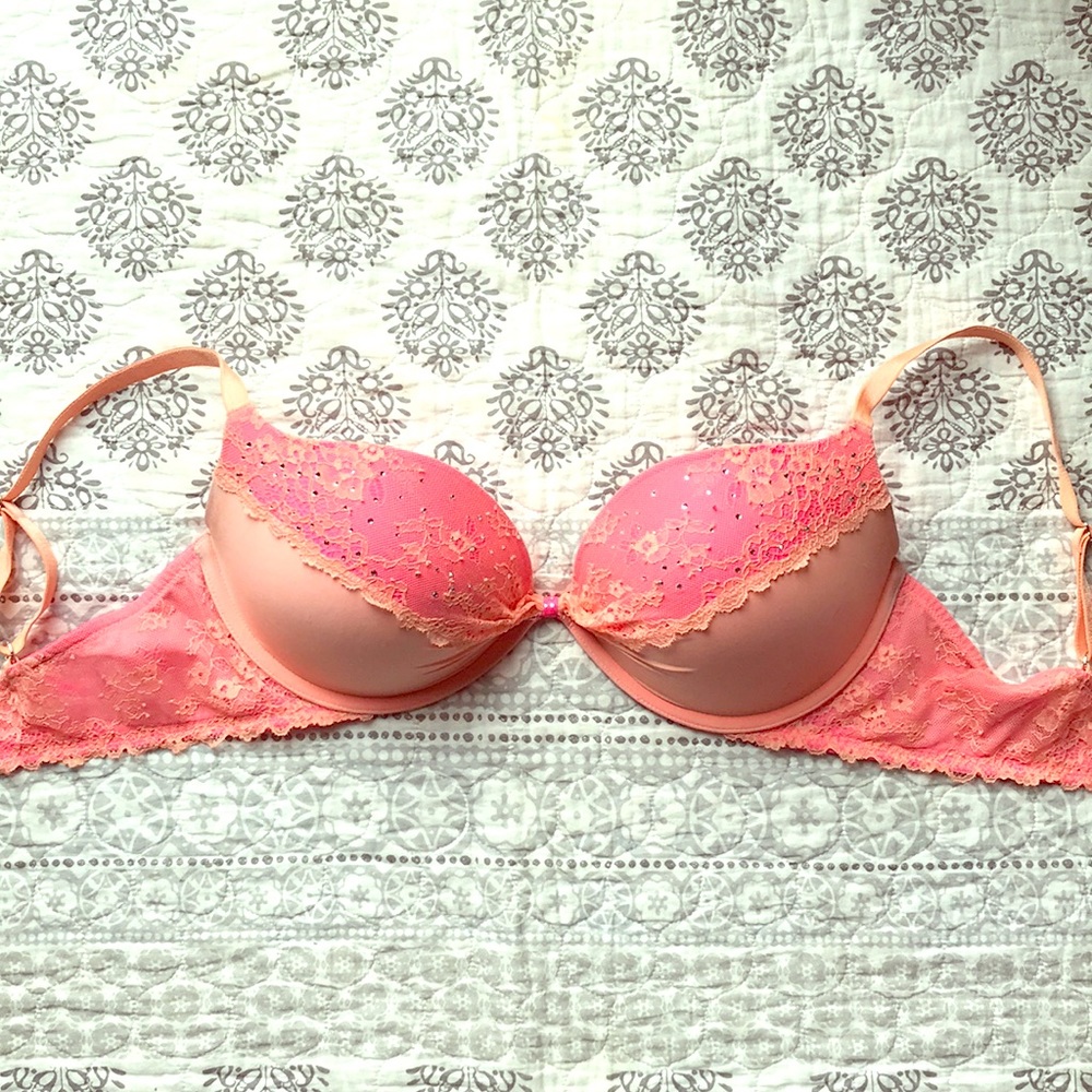 ❤️Victoria’s Secret 36D Padded Demi
